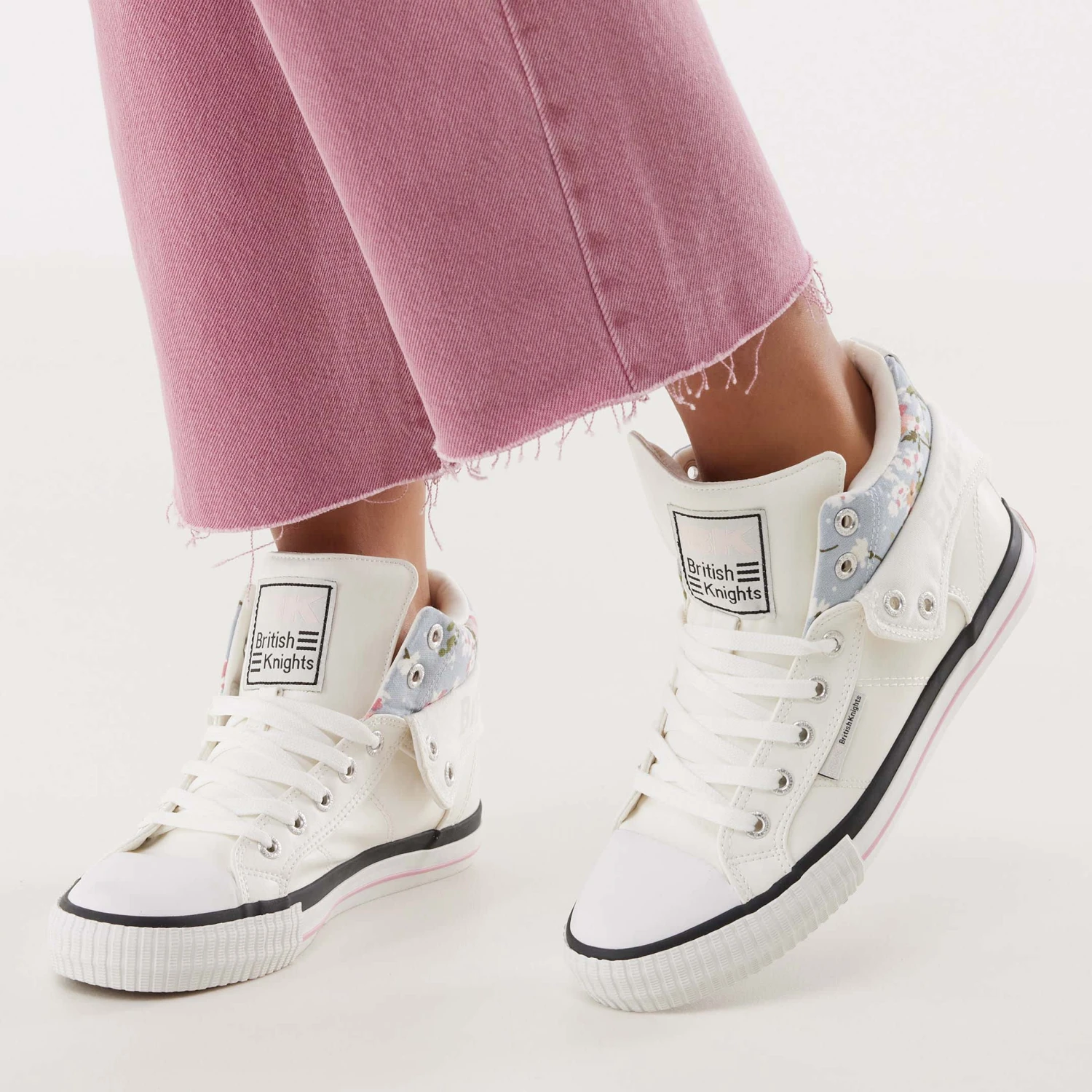 British Knights Sneaker Roco In Weiss/blau Geblümt – Bild 7